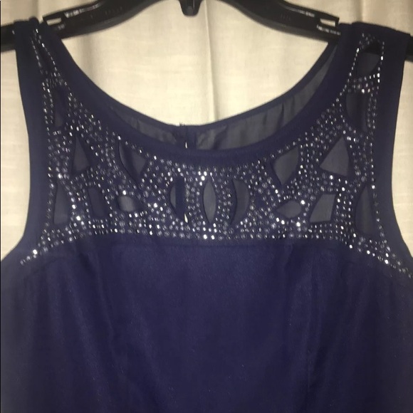 Navy blue cocktail dress with beading. Size XS - Picture 3 of 5